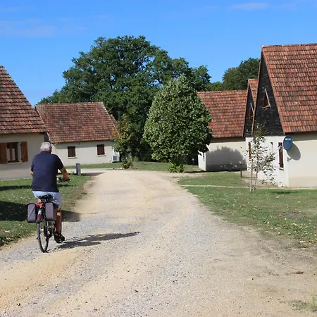 Bleu Nr 17 * Lacapelle-Marival