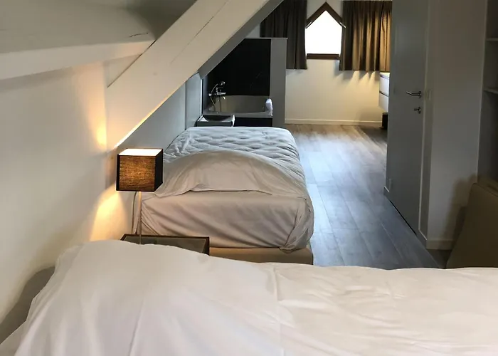 Bleu Nr 17 Lacapelle-Marival